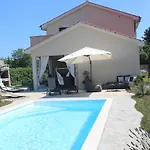 Lente Villa *