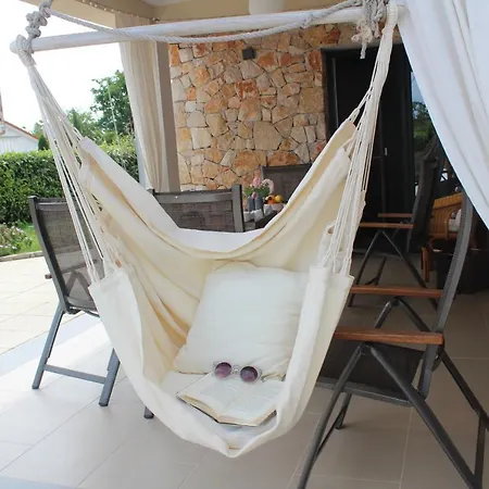 Lente Villa