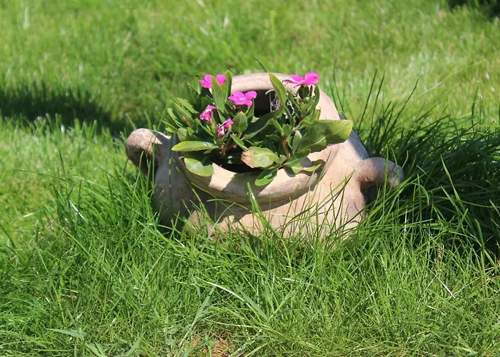 Lente Villa *