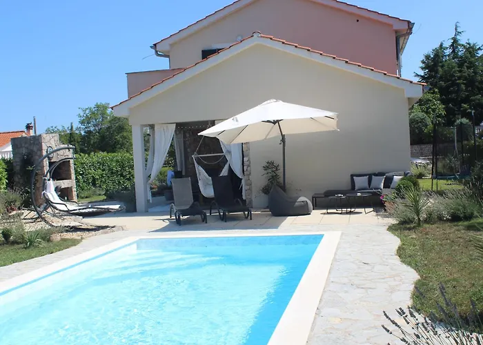 Lente Villa *